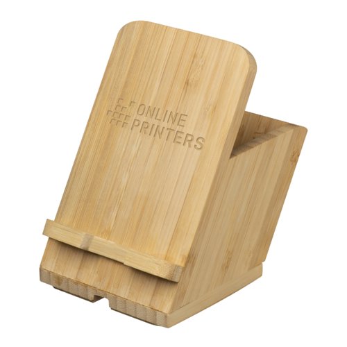 Heller Bambus Stiftehalter mit geneigter Ablageflche.