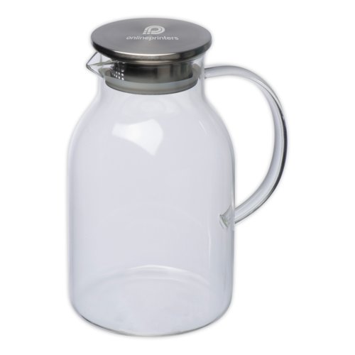 Glas-Karaffe mit Deckel und Henkel.