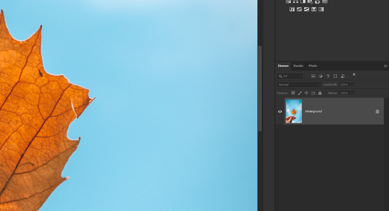 In Photoshop den Hintergrund transparent machen